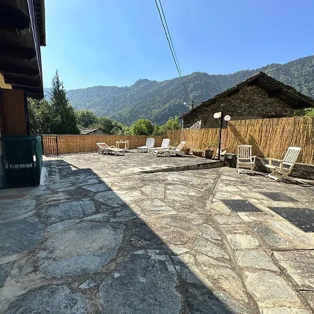 Pressi Gran Paradiso Horská chata