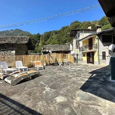 Pressi Gran Paradiso شاليه *