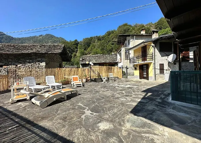 Pressi Gran Paradiso Σαλέ *