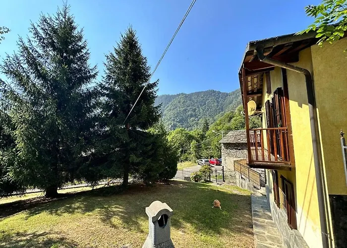 Pressi Gran Paradiso Alpesi faház Sparone